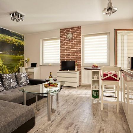 Apartament Winnica Zielona Góra Eksteriør billede