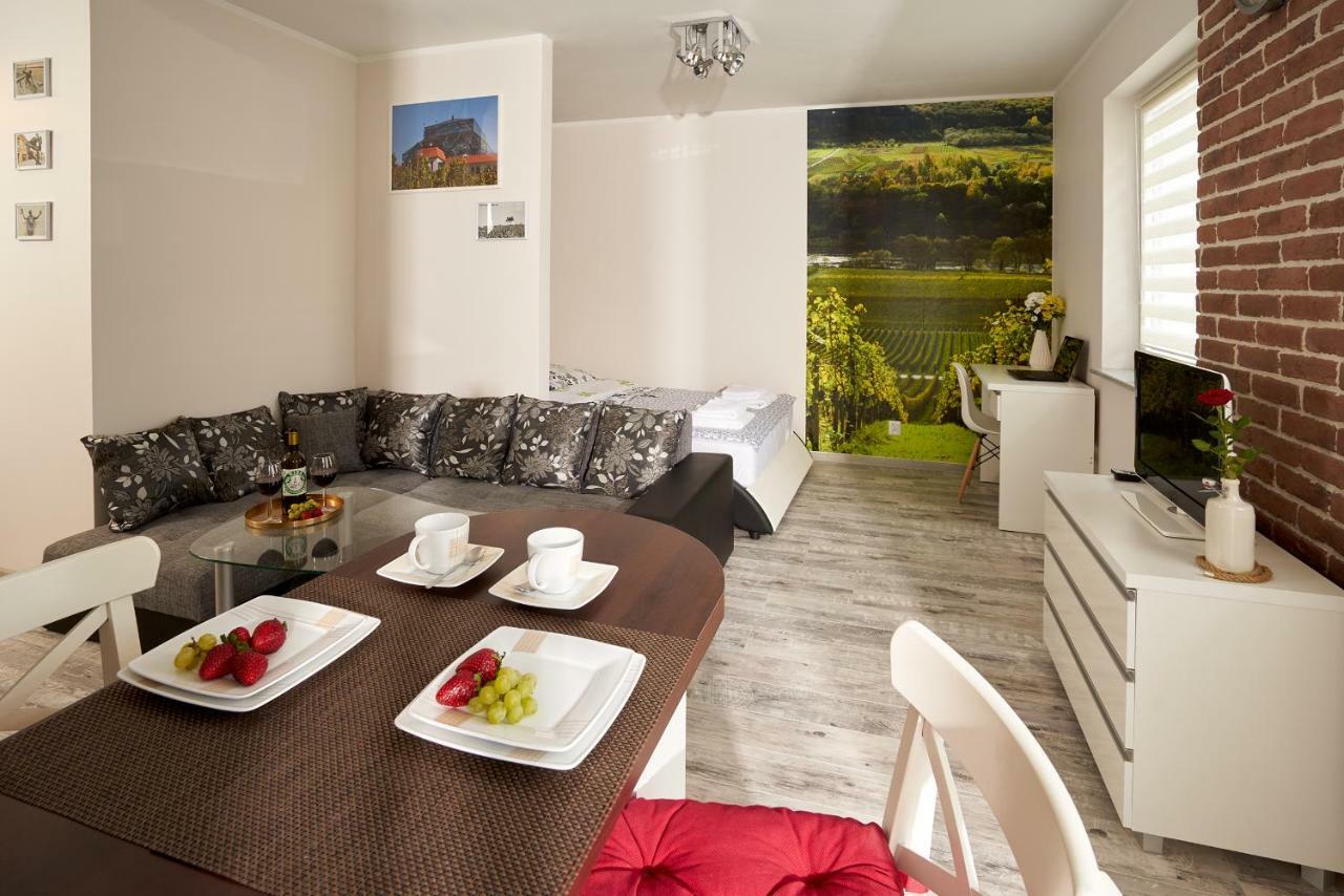 Apartament Winnica Zielona Góra Eksteriør billede